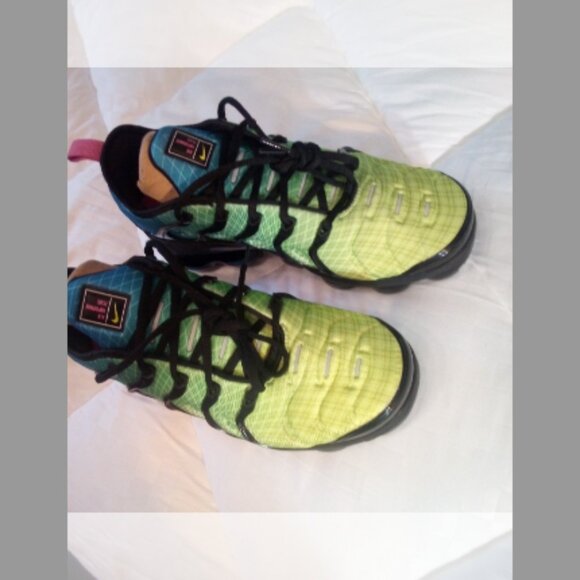 Nike Air Vapormax Plus Aurora Green Reflect Silver Black Men's SZ. 8.5  New - Picture 6 of 7